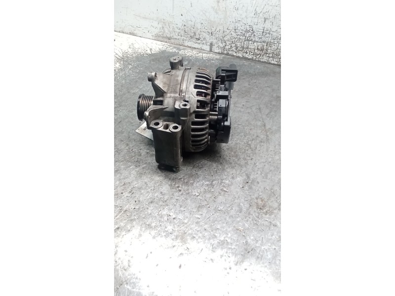 Recambio de alternador para mercedes-benz clase e (w211) e 220 cdi (211.006) referencia OEM IAM A0131540002 0124625014 200A