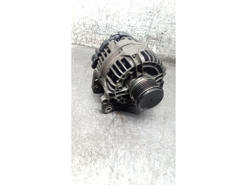 Recambio de alternador para seat cordoba (6k1, 6k2) 1.9 tdi referencia OEM IAM 038903023K  70A
