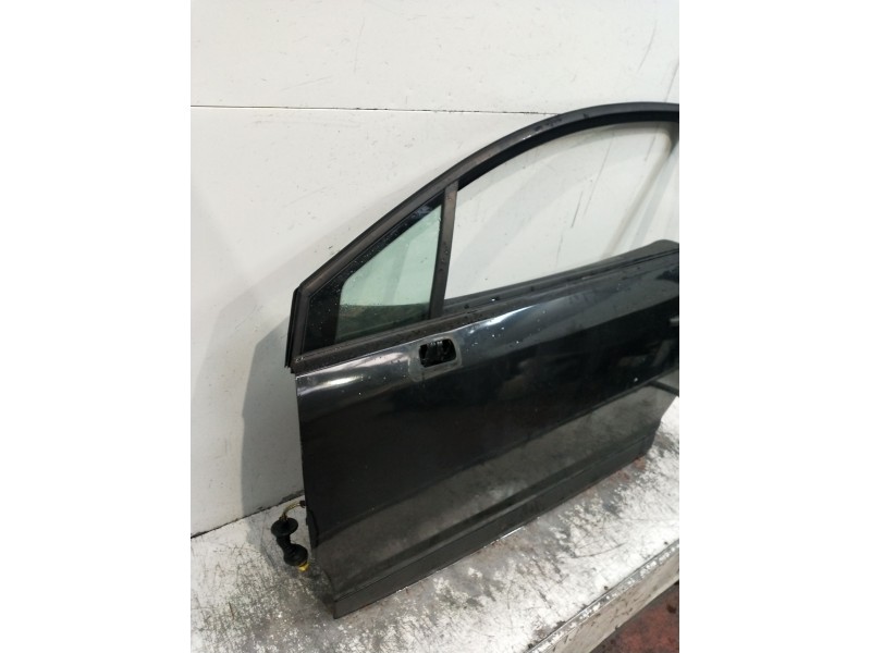 Recambio de puerta delantera izquierda para citroën c4 coupé (la_) 1.4 16v referencia OEM IAM  3P 
