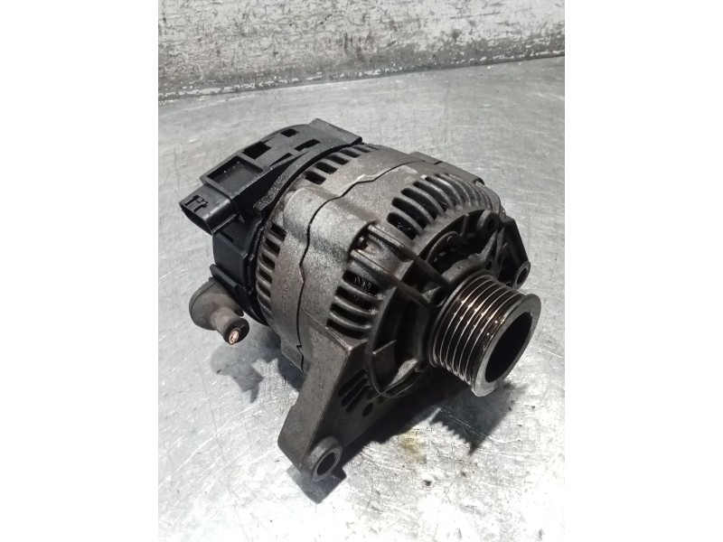 Recambio de alternador para nissan micra ii (k11) 1.3 i 16v referencia OEM IAM 2310054B61  65A