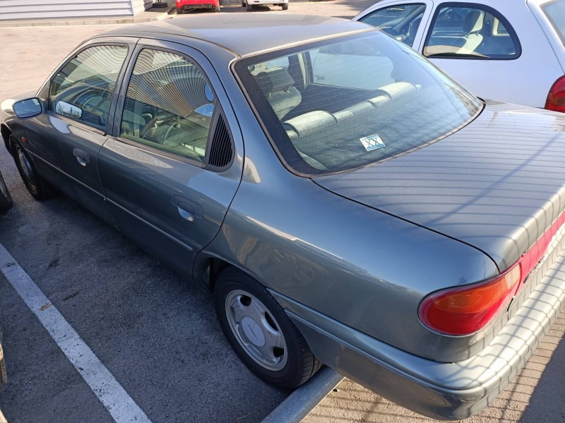 ford mondeo berlina/familiar (fd) del año 1994