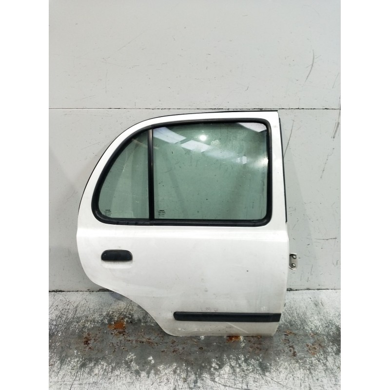 Recambio de puerta trasera derecha para nissan micra ii (k11) 1.3 i 16v referencia OEM IAM  5P 