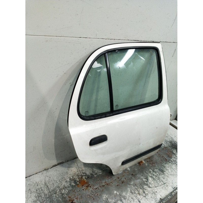 Recambio de puerta trasera derecha para nissan micra ii (k11) 1.3 i 16v referencia OEM IAM  5P 