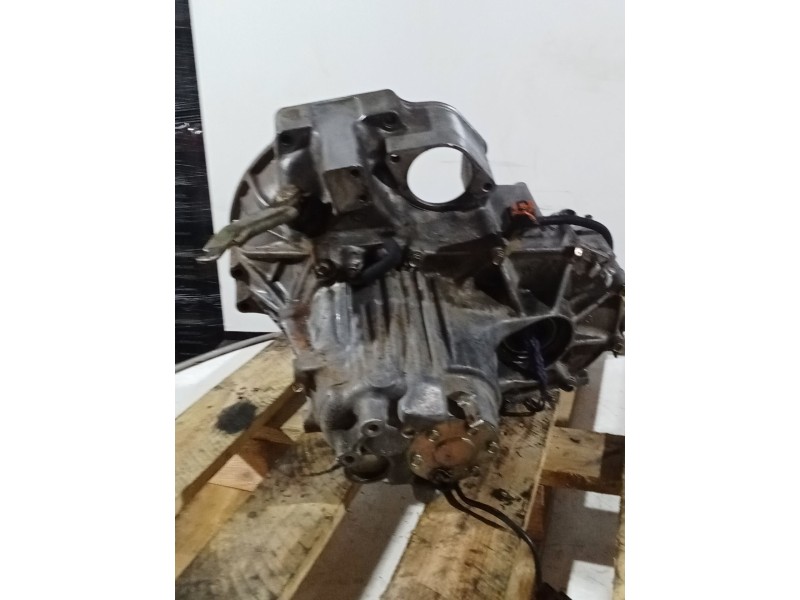 Recambio de caja cambios para nissan micra ii (k11) 1.3 i 16v referencia OEM IAM 9717954 pr 5v 