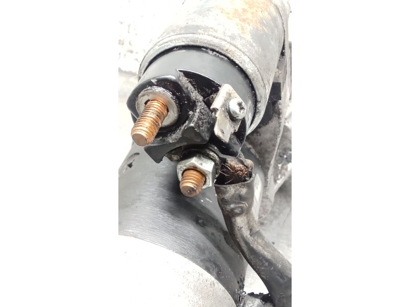 Recambio de motor arranque para nissan terrano ii (r20) 2.7 tdi 4wd referencia OEM IAM 670718  