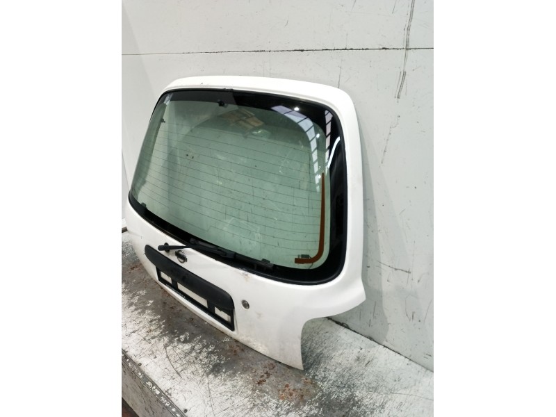 Recambio de porton trasero para nissan micra ii (k11) 1.3 i 16v referencia OEM IAM  5P 