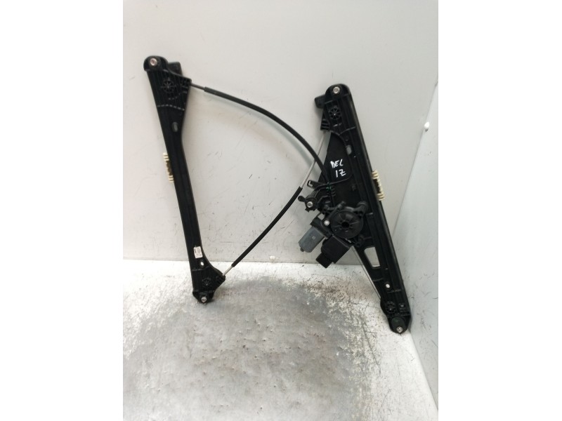 Recambio de elevalunas delantero izquierdo para peugeot 3008 ii suv (mc_, mr_, mj_, m4_) 1.5 bluehdi 130 referencia OEM IAM 0130