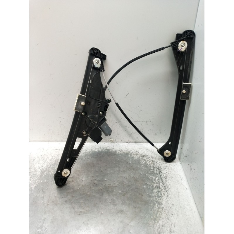 Recambio de elevalunas delantero izquierdo para peugeot 3008 ii suv (mc_, mr_, mj_, m4_) 1.5 bluehdi 130 referencia OEM IAM 0130