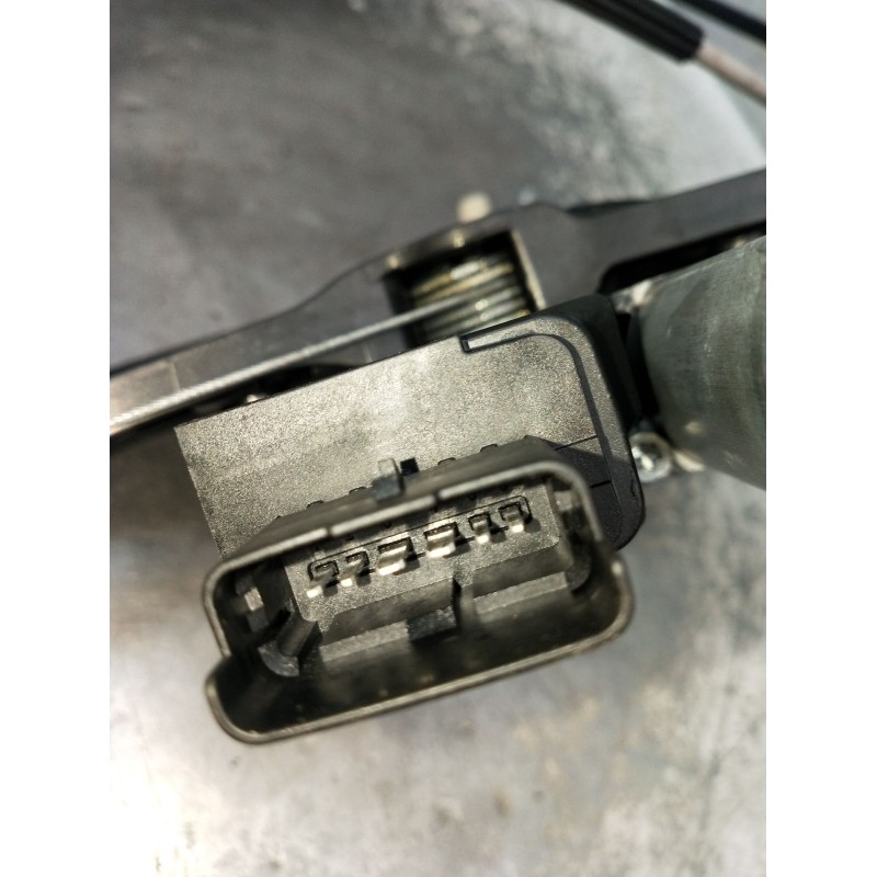 Recambio de elevalunas delantero izquierdo para peugeot 3008 ii suv (mc_, mr_, mj_, m4_) 1.5 bluehdi 130 referencia OEM IAM 0130