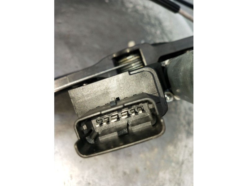 Recambio de elevalunas delantero izquierdo para peugeot 3008 ii suv (mc_, mr_, mj_, m4_) 1.5 bluehdi 130 referencia OEM IAM 0130