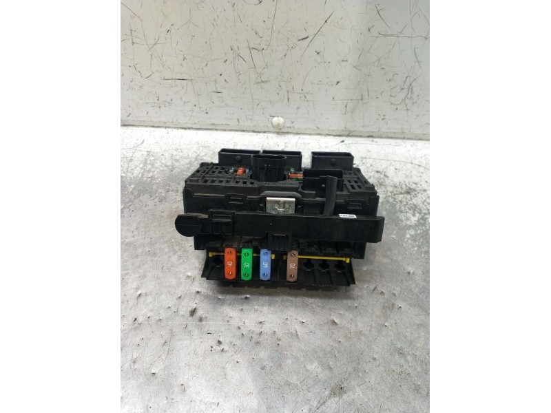 Recambio de caja reles / fusibles para citroën jumpy ii furgoneta 1.6 hdi 90 16v referencia OEM IAM 9661682880 BSML0500 S1189830