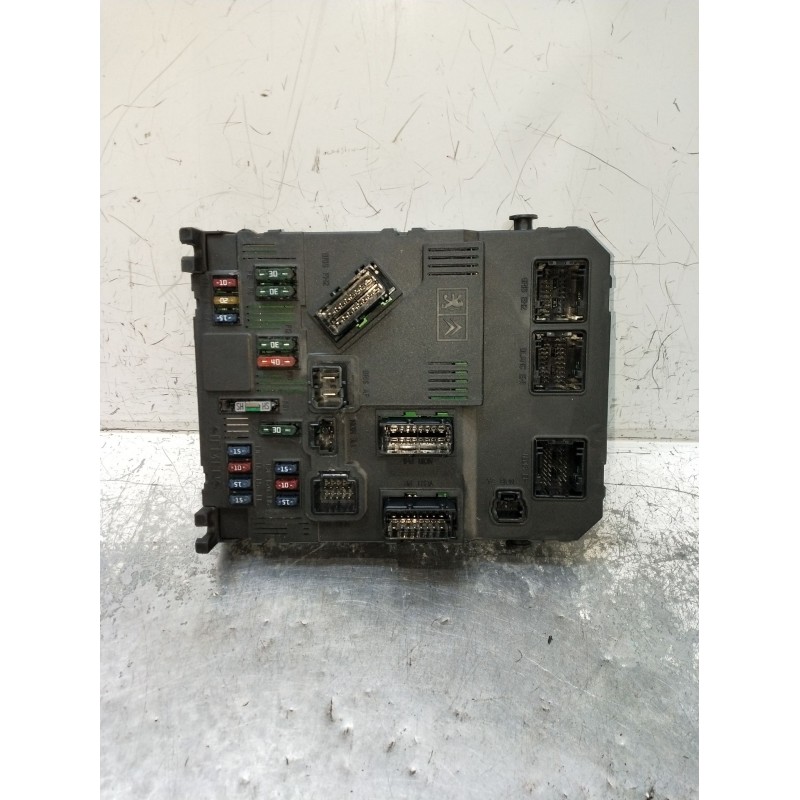 Recambio de caja reles / fusibles para peugeot 206 hatchback (2a/c) 1.9 d referencia OEM IAM 9646777380 BSIE0200 S118085210E