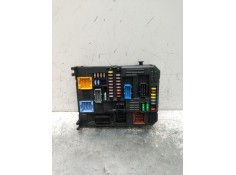 Recambio de caja reles / fusibles para peugeot 3008 ii suv (mc_, mr_, mj_, m4_) 1.5 bluehdi 130 referencia OEM IAM 983079058000 