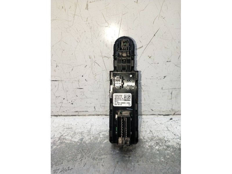 Recambio de mando elevalunas trasero izquierdo para peugeot 3008 ii suv (mc_, mr_, mj_, m4_) 1.5 bluehdi 130 referencia OEM IAM 