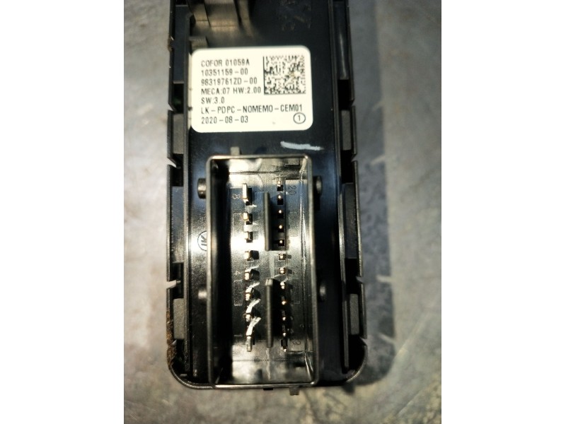 Recambio de mando elevalunas trasero izquierdo para peugeot 3008 ii suv (mc_, mr_, mj_, m4_) 1.5 bluehdi 130 referencia OEM IAM 