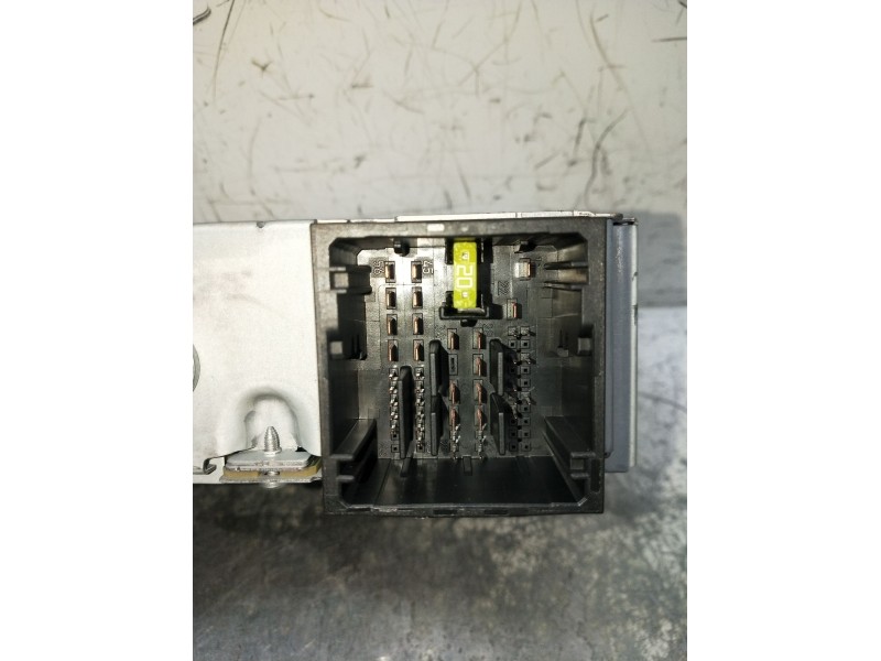 Recambio de sistema audio / radio cd para peugeot 3008 ii suv (mc_, mr_, mj_, m4_) 1.5 bluehdi 130 referencia OEM IAM 9822939780