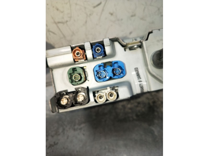 Recambio de sistema audio / radio cd para peugeot 3008 ii suv (mc_, mr_, mj_, m4_) 1.5 bluehdi 130 referencia OEM IAM 9822939780