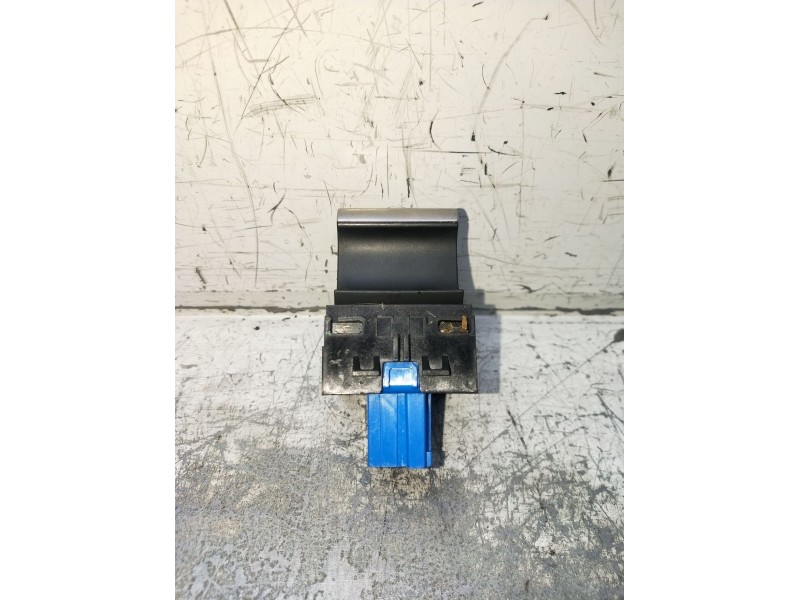 Recambio de mando multifuncion para peugeot 3008 ii suv (mc_, mr_, mj_, m4_) 1.5 bluehdi 130 referencia OEM IAM 9810593577 10520