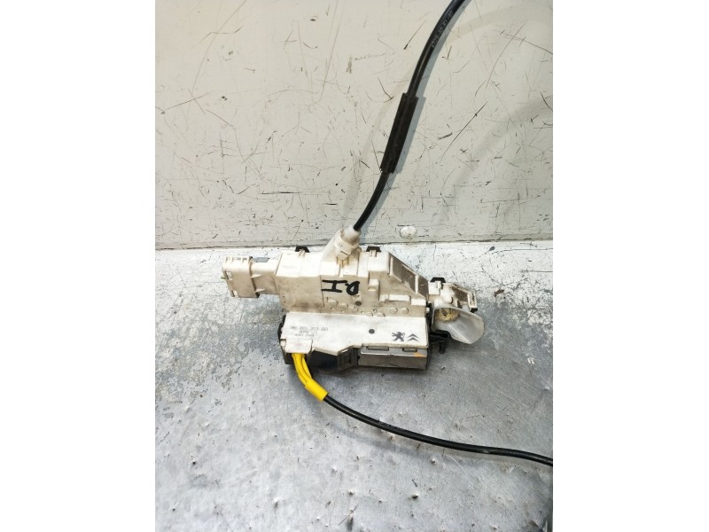 Recambio de motor cierre centralizado delantero izquierdo para citroën jumpy ii furgoneta 1.6 hdi 90 16v referencia OEM IAM 9681