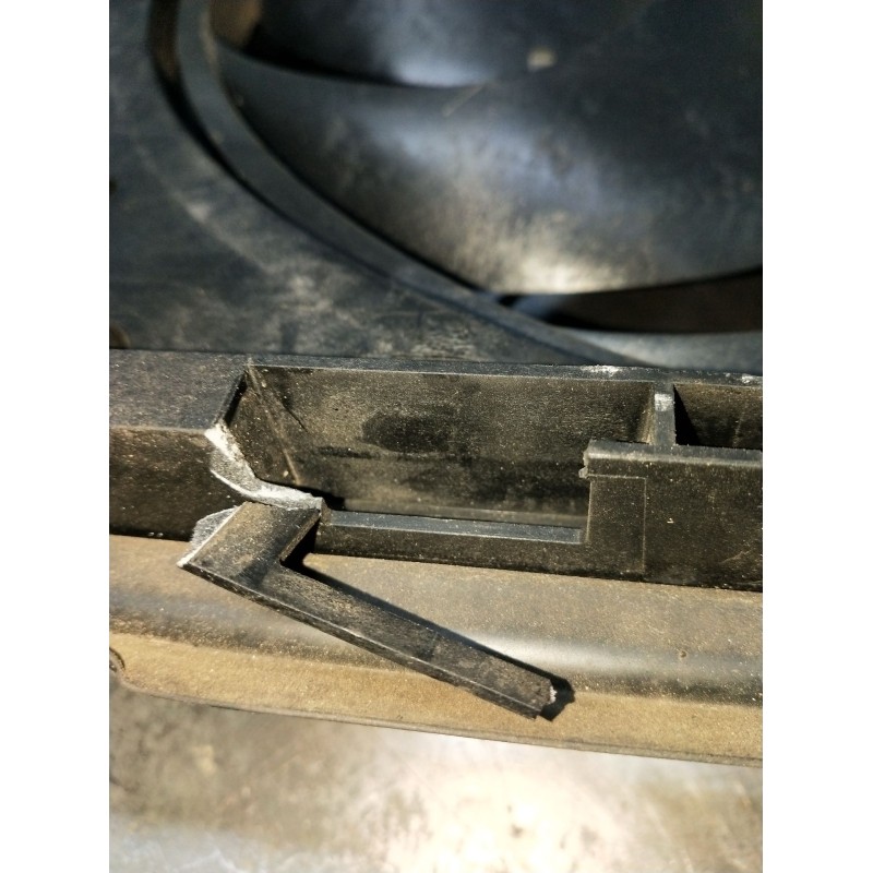 Recambio de electroventilador para peugeot 3008 ii suv (mc_, mr_, mj_, m4_) 1.5 bluehdi 130 referencia OEM IAM 502119600101 5021