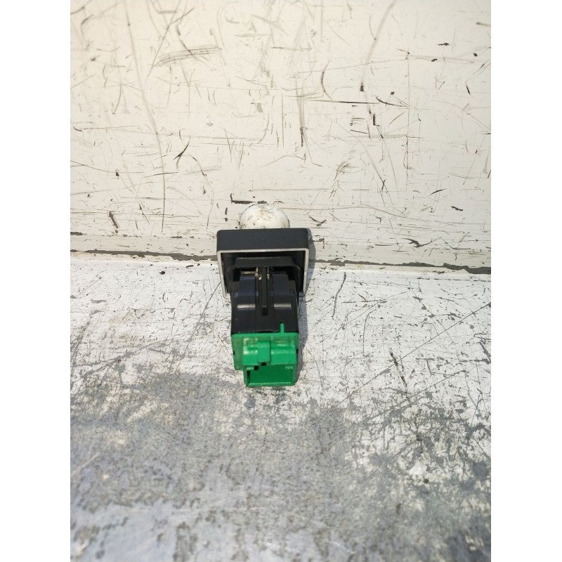 Recambio de mando multifuncion para peugeot 3008 ii suv (mc_, mr_, mj_, m4_) 1.5 bluehdi 130 referencia OEM IAM 9810617577  