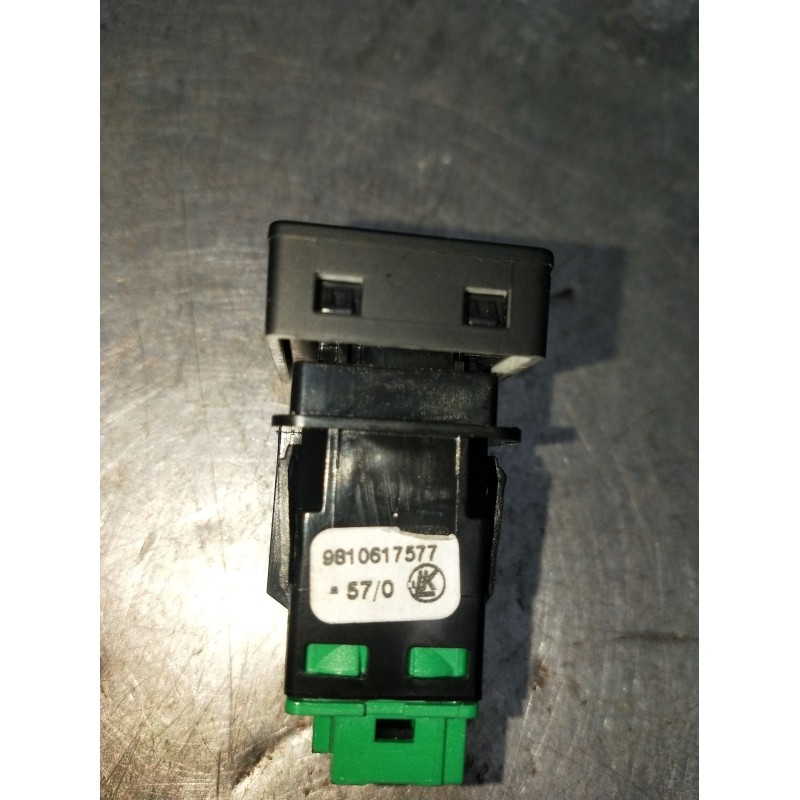 Recambio de mando multifuncion para peugeot 3008 ii suv (mc_, mr_, mj_, m4_) 1.5 bluehdi 130 referencia OEM IAM 9810617577  