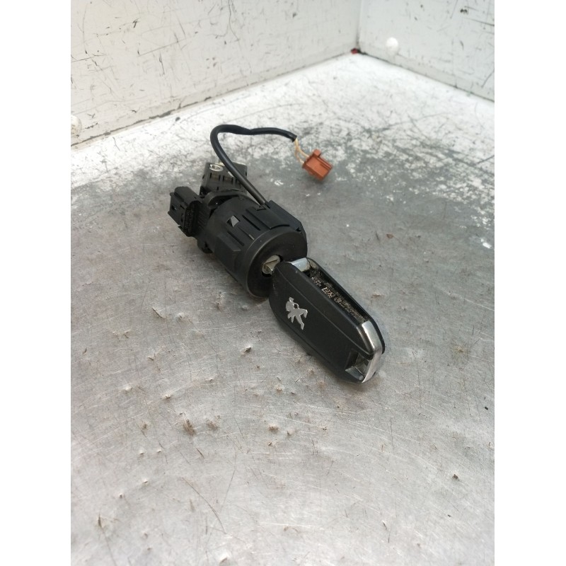 Recambio de conmutador de arranque para peugeot 3008 ii suv (mc_, mr_, mj_, m4_) 1.5 bluehdi 130 referencia OEM IAM 966312380  