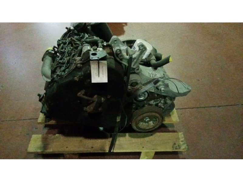 Recambio de motor completo para volvo v40 familiar 1.9 turbodiesel referencia OEM IAM F9Q2D419208 BOSCH 024368