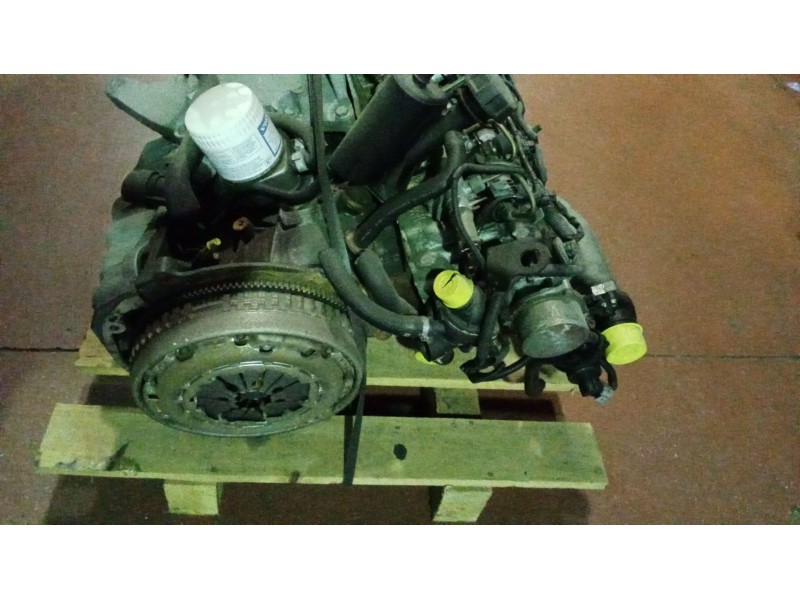 Recambio de motor completo para volvo v40 familiar 1.9 turbodiesel referencia OEM IAM F9Q2D419208 BOSCH 024368