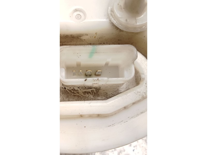 Recambio de bomba combustible para citroën c4 coupé (la_) 1.4 16v referencia OEM IAM 9680352880  