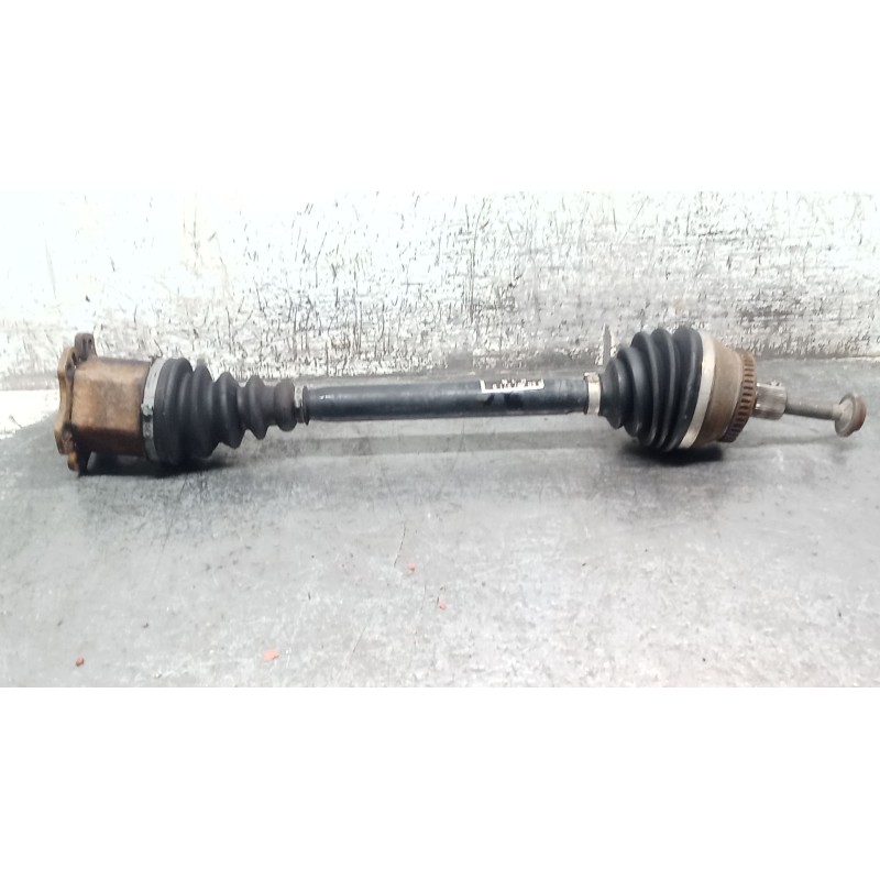 Recambio de transmision delantera izquierda para audi a4 b6 (8e2) 1.9 tdi referencia OEM IAM 8E0407271S  