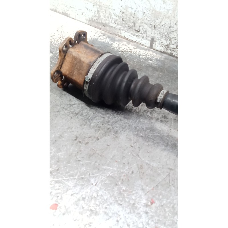 Recambio de transmision delantera izquierda para audi a4 b6 (8e2) 1.9 tdi referencia OEM IAM 8E0407271S  