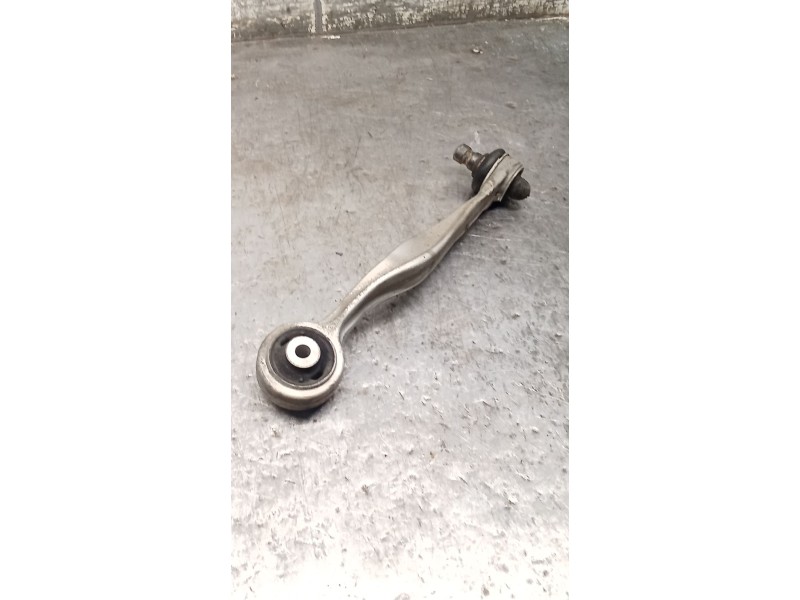 Recambio de brazo suspension superior delantero izquierdo para audi a4 b6 (8e2) 1.9 tdi referencia OEM IAM 8E0407509A  