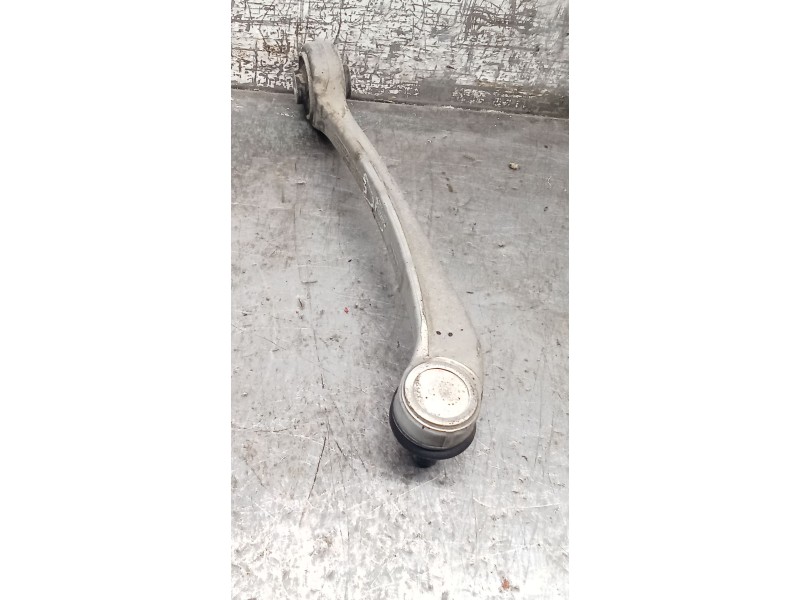 Recambio de brazo suspension superior delantero derecho para audi a4 b6 (8e2) 1.9 tdi referencia OEM IAM 8E0407506A  