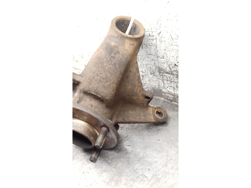 Recambio de mangueta delantera izquierda para ford escort vi sedán (gal, afl) 1.6 i 16v referencia OEM IAM   