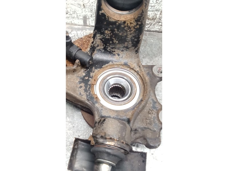 Recambio de mangueta delantera izquierda para peugeot 406 (8b) 2.0 hdi 110 referencia OEM IAM   