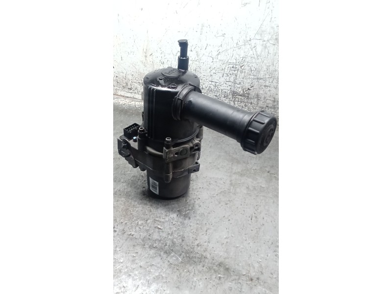 Recambio de bomba direccion para citroën c4 coupé (la_) 1.4 16v referencia OEM IAM 9681545980  