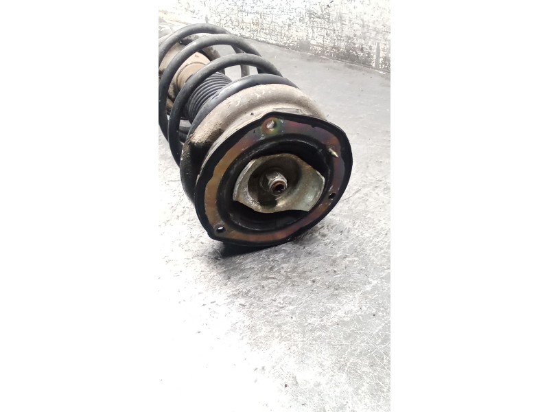 Recambio de amortiguador delantero izquierdo para peugeot 406 (8b) 2.0 hdi 110 referencia OEM IAM   