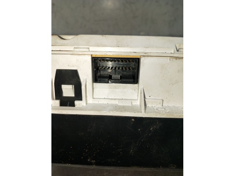 Recambio de cuadro instrumentos para nissan terrano ii (r20) 2.7 td 4wd referencia OEM IAM 21118101 248100X011 