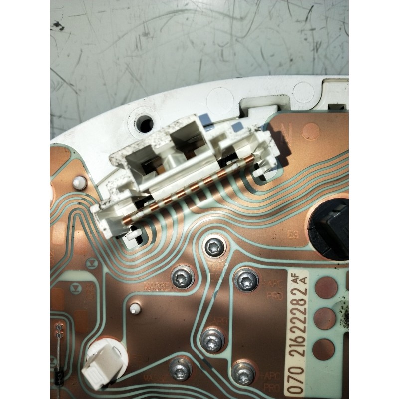 Recambio de cuadro instrumentos para renault clio ii (bb_, cb_) 1.4 (b/cb0c, b/cb0s) referencia OEM IAM 07021623939  