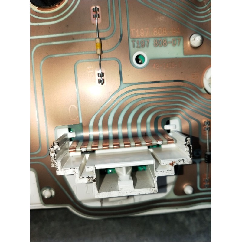 Recambio de cuadro instrumentos para renault clio ii (bb_, cb_) 1.4 (b/cb0c, b/cb0s) referencia OEM IAM 07021623939  