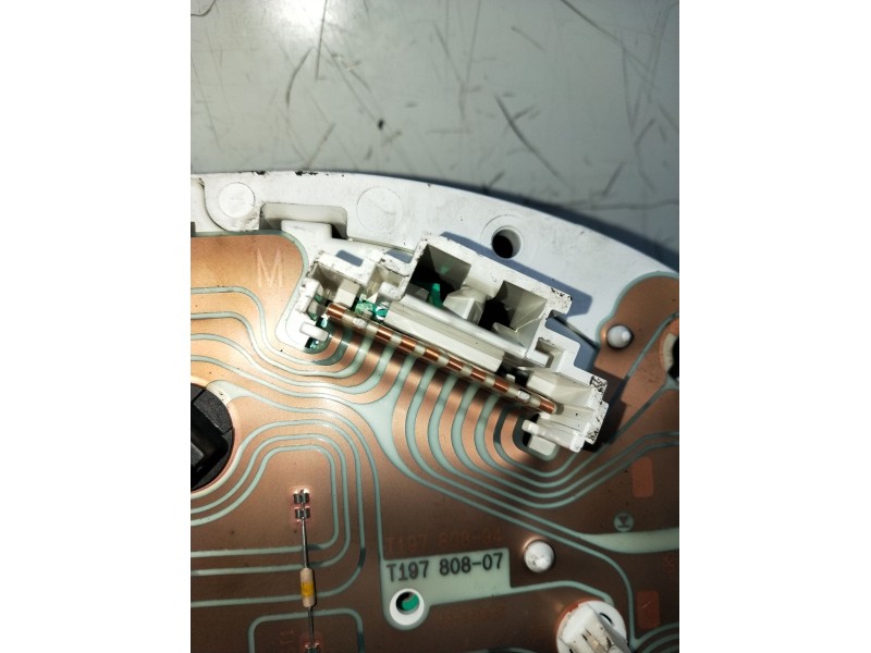 Recambio de cuadro instrumentos para renault clio ii (bb_, cb_) 1.4 (b/cb0c, b/cb0s) referencia OEM IAM 07021623939  