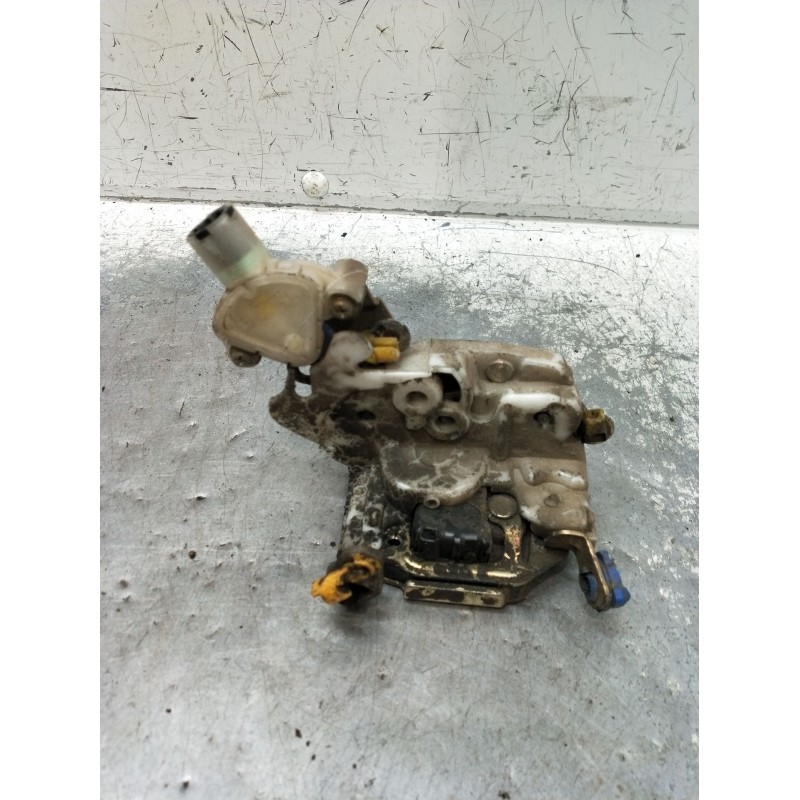 Recambio de motor cierre centralizado delantero izquierdo para nissan terrano ii (r20) 2.7 td 4wd referencia OEM IAM  3P 