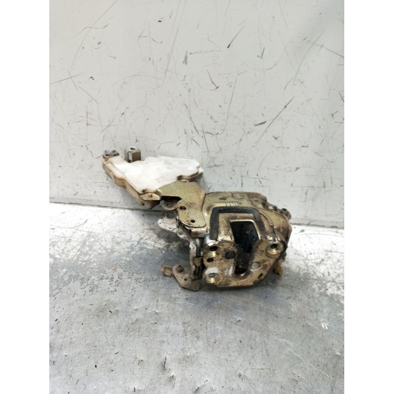 Recambio de motor cierre centralizado delantero derecho para nissan terrano ii (r20) 2.7 td 4wd referencia OEM IAM   3P