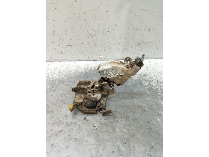 Recambio de motor cierre centralizado delantero derecho para nissan terrano ii (r20) 2.7 td 4wd referencia OEM IAM   3P