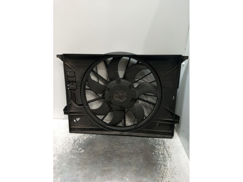 Recambio de electroventilador para mercedes-benz clase e (w211) e 220 cdi (211.006) referencia OEM IAM 1137328109 3137229008 050