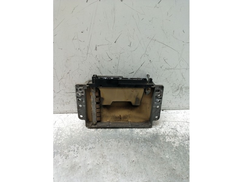 Recambio de centralita motor uce para renault clio ii (bb_, cb_) 1.4 (b/cb0c, b/cb0s) referencia OEM IAM 7700110258 S115301100 H