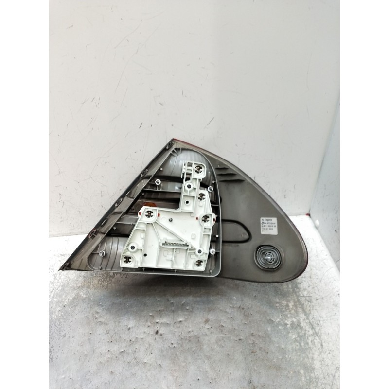 Recambio de piloto trasero izquierdo para mercedes-benz clase e (w211) e 220 cdi (211.006) referencia OEM IAM A2118200364 334007