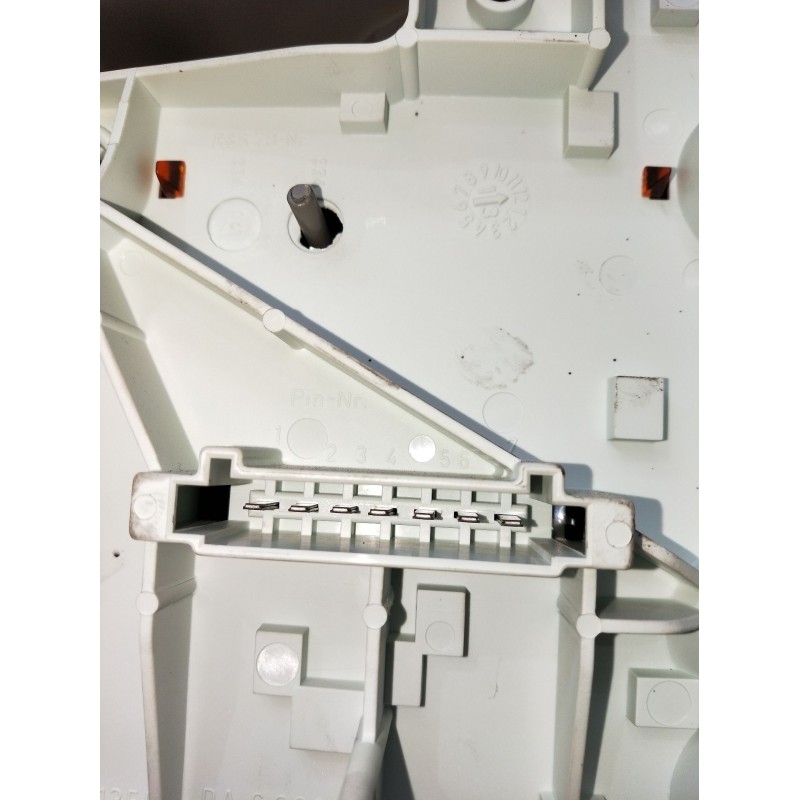 Recambio de piloto trasero izquierdo para mercedes-benz clase e (w211) e 220 cdi (211.006) referencia OEM IAM A2118200364 334007