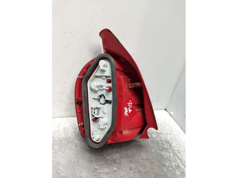 Recambio de piloto trasero derecho para renault modus / grand modus (f/jp0_) 1.2 (jp0c, jp0k, fp0c, fp0k, fp0p, jp0p, jp0t) refe